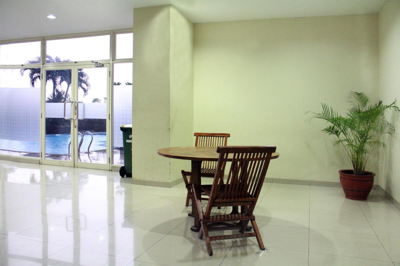 דפוק Oyo 266 Margonda Residence 5 מראה חיצוני תמונה